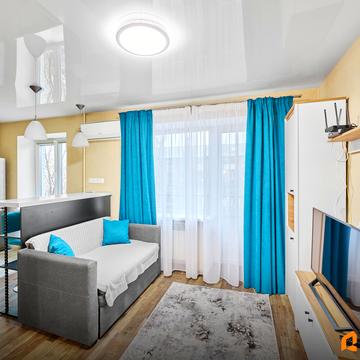 Джона Маккейна вул. (Івана Кудрі), 43