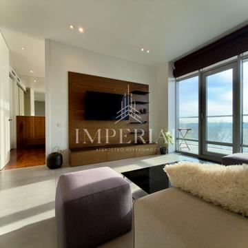 Раїси Окіпної вул., 18