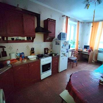 В оренду будинок по вул. Батуринська