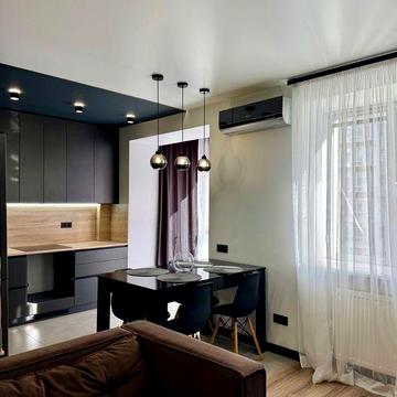 Оренда 1 кімнатної квартири в центрі.