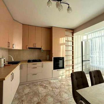 Продаж 1к квартири мікрорайон Виставка