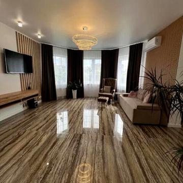 Продаж 3к Дім Весняна вулиця