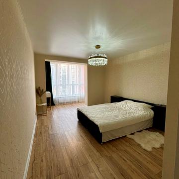 Богдана Хмельницького вул., 230а