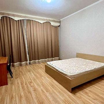 Іллі Мечникова вул., 18