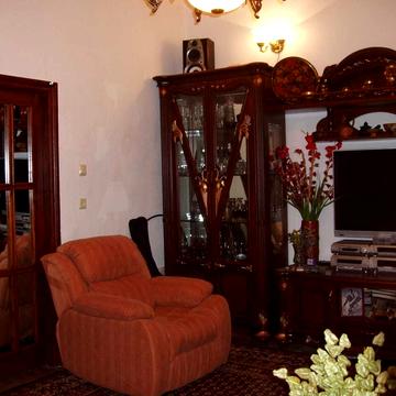 Базарна вул., 65