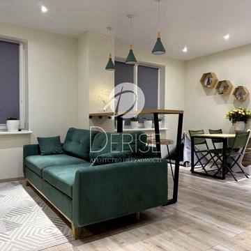 Феодосійська вул., 2-Л