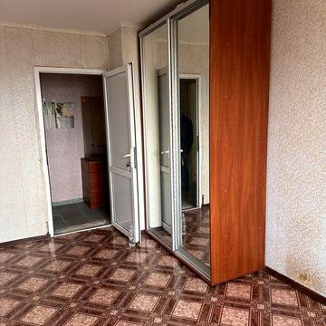 Продам квартиру на Зарічному