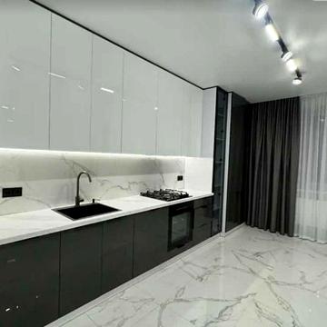 Заходь і живи: 2к Озерна