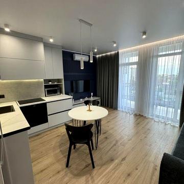 Квартира з дизайнерським ремонтом ЖК Київ Скай