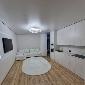 Нескорених вул. (Героїв Праці), 1