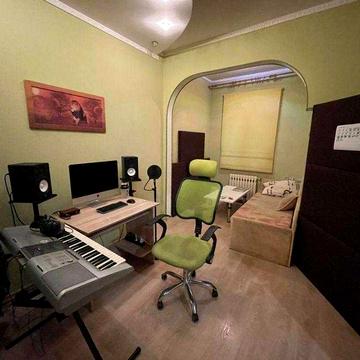 Продам частину будинку в  центрі міста