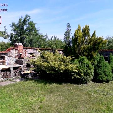 Продам дім-садибу в Рокитному або Обмін