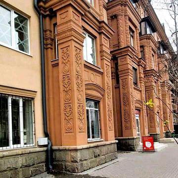 Соборний просп. (Леніна), 44