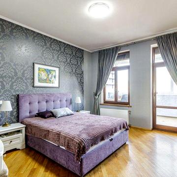 Продаж, 3К, Центр, Б.Хмельницького 82, без комісії, 105м2