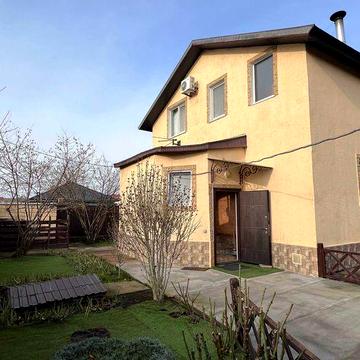 продам дом в Фонтанке  с ремонтом 10 соток