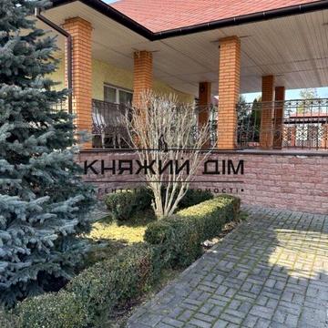 Соборна вул., 38А