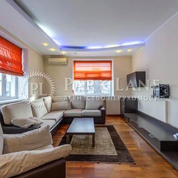 Обсерваторна вул., 8