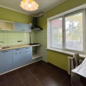 Оболонський просп., 22-Б