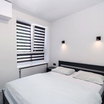 Пасічна вул., 44