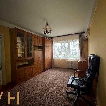 Продам 2-кімнатну квартиру 46 м², вул. Чорних Запорожців 17, Без%
