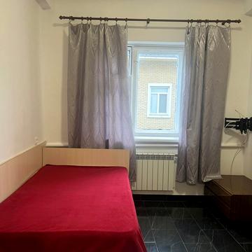 Олександра Мурашка вул., 38