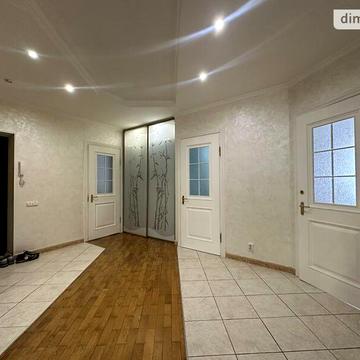 Довгострокова оренда 3к Квартира Липова вулиця