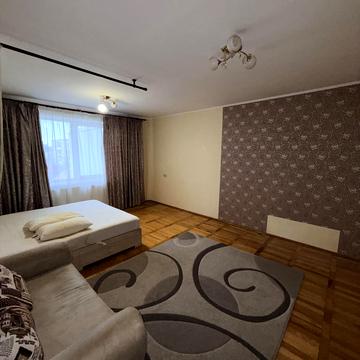 За Рудкою вул., 1