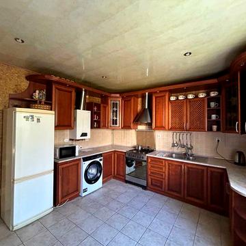 Оренда 5 кім будинку, вул Виговського