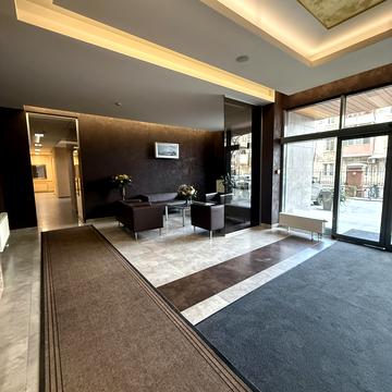 Відрадна вул., 13