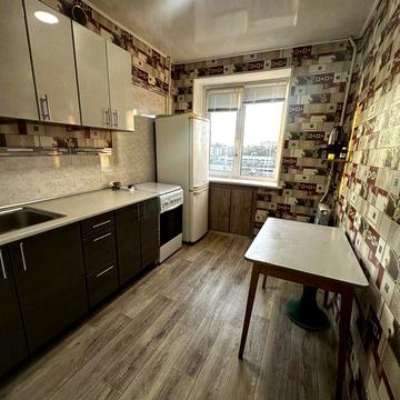 Продам 2-кімнатну квартиру на вул. Аудиторна( р-н І.Мазепи)