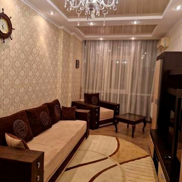 Сдам квартиру довгостроково.