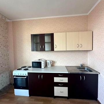 м.Черниговская Сдам долгосрочно 2 комнатную в новом доме