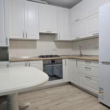 Здам  двокімнатну квартиру