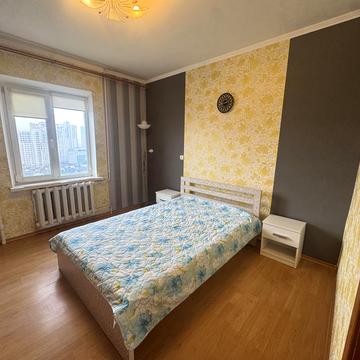 Срібнокільська вул., 16