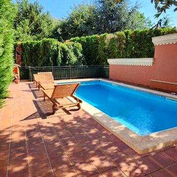 Аренда дома на ФОНТАНЕ 450м², 6 спален, вид на море!