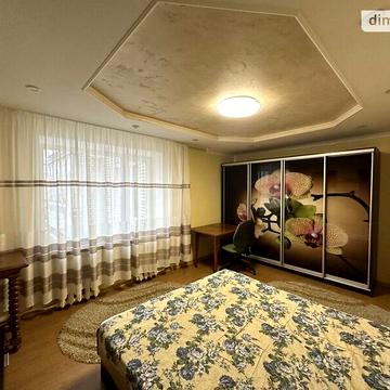 Довгострокова оренда 3к Квартира Степана Бандери вулиця