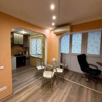 Продається 3-х кімнатна квартира