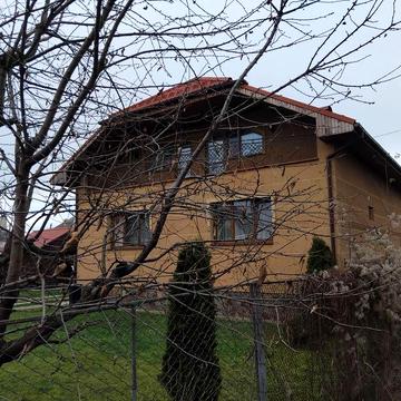 Продаю гарний будинок у затишному місці Свалява Закарпатської області