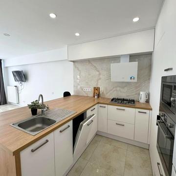 Дениса Січинського вул., 2