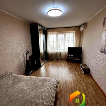 Академіка Корольова просп., 12-Л