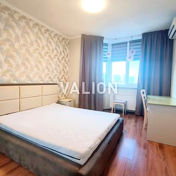 Сонячна вул., 3