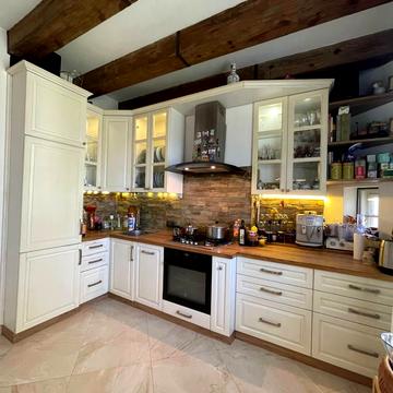 Київська вул., 20