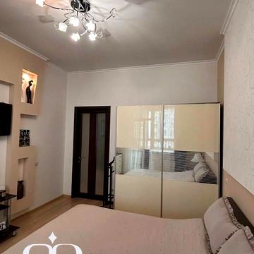 Незалежності вул., 7