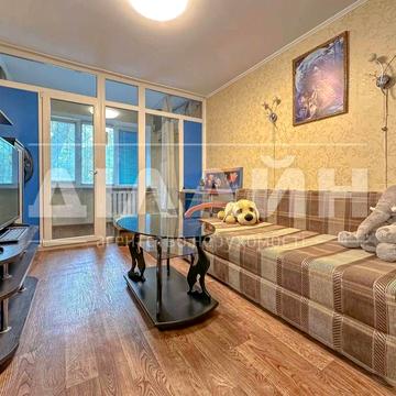 Затишна 2 х кімн по Лахтинскій