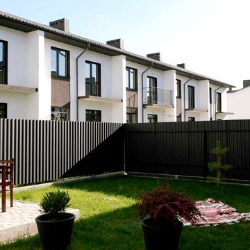 Таунхаус з повністю ПРИВАТНИМ ДВОРОМ!