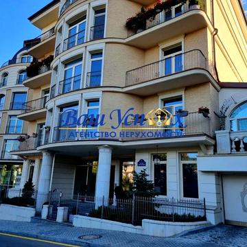 Продажа 5 ком с ремонтом в центре . ЖК Renaissance Residence ЖК Renaissance Residence