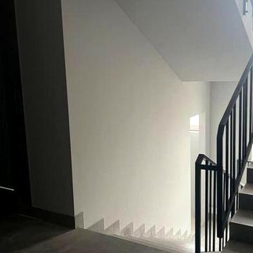 * Простора двокімнатна квартира 77 м² — комфорт і стиль