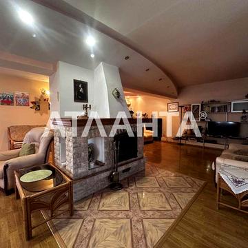 Капитальный дом из ракушечника с участком 12 соток возле Черноморска