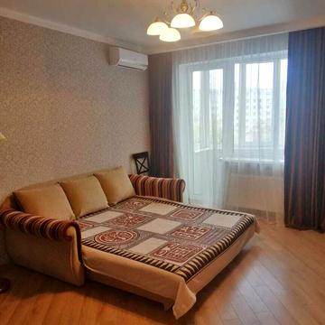 Середньофонтанська вул., 30/1