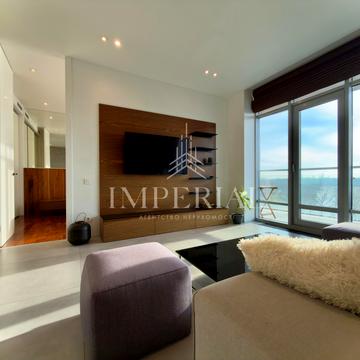 Раїси Окіпної вул., 18